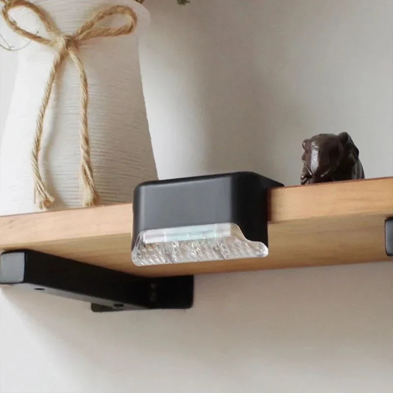 屋外用の超強力LEDソーラーランプ