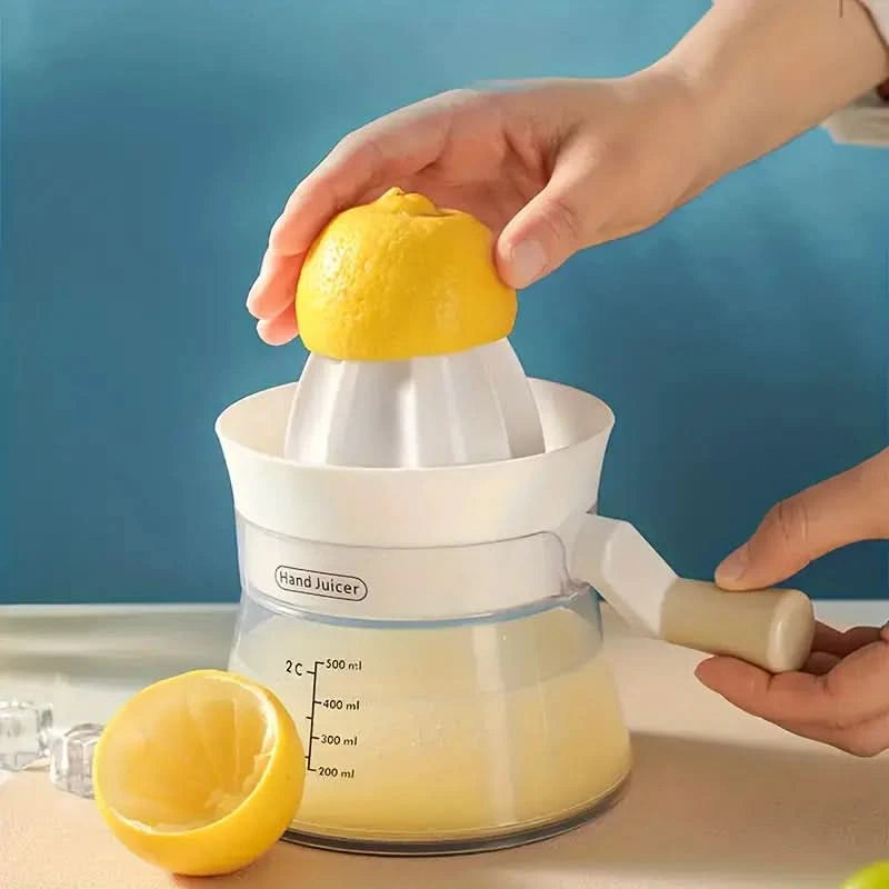 Praktisk manuell saftpresser for enkel fersk juice 